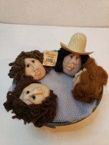 Pequeña cabeza de muñeca de arte mexicano hecha a mano de colección de 5”X5”, - Imagen 1 de 13