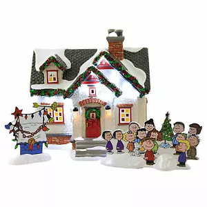 Department 56 Christmas Lane The Peanuts House NUOVO (SPEDIZIONE GRATUITA) - Foto 1 di 3