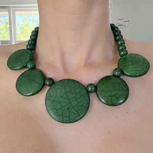Green Malachite Style Resin Disc Necklace – 46 cm Statement Jewellery - Picture 1 of 2