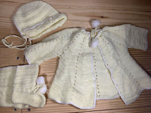 Vintage Baby Handmade Yellow And White Knit Set Top Bonnet Hat & Booties