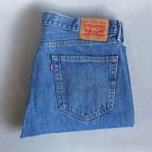 Levi’s 505 Men's Denim Blue Jeans Straight Leg Size 36 x 32 - Picture 1 of 9