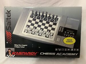 Kasparov Saitek Chess Academy Computer Chess Board