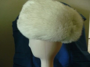 NEW**SAGA QUALITY WHITE FOX Fur Hat, Adjustable Size, New with Tags - Picture 1 of 5