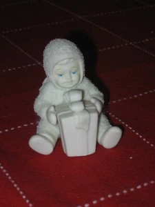 Abt. 56 Snowbabies "Can I Open It Now" 1993 Event Piece # 68381 - Bild 1 von 5