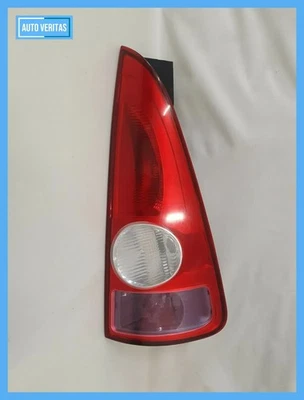 original RENAULT Espace IV K rear light right 8200027152 - Image 1 of 4