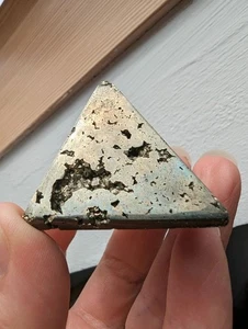 Pyrite pyramid crystal - Picture 1 of 7