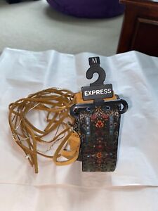 NEW OLD STOCK WOMENS EXPRESS BRAND WRAP TAPESTRY AND SUEDE FRINGE BELT MEDIUM