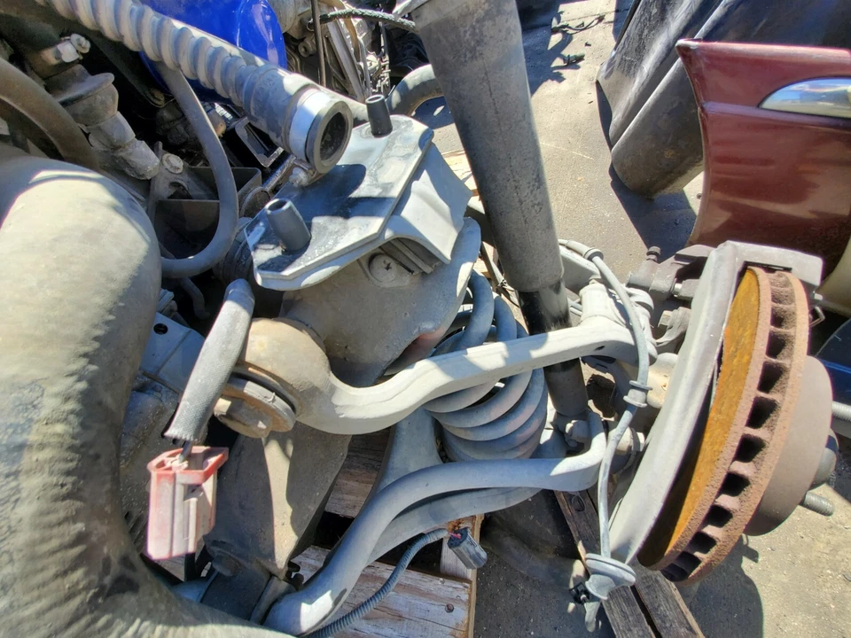 Jaguar XJ6 1994 1995 1996 1997 VANDEN PLAS PASAJERO DERECHO BRAZO SUPERIOR DELANTERO Foto 1 de 1