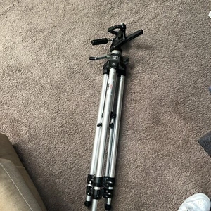 Bogen Manfrotto 3036 Professional Tripod with 3047 Head - Picture 1 of 5