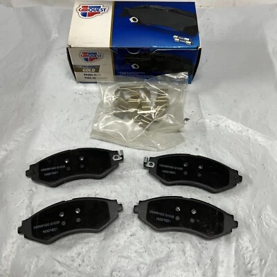 Juego de pastillas de freno de disco delanteras de cerámica premium GNAD1035 CARQUEST aptas para GM Suzuki Pontiac Foto 1 de 4