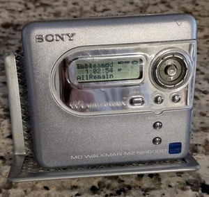 Sony MZ-NH600D Hi-MD Walkman MiniDisc Player Recorder WORKS! + 3 Discs Pouch - Picture 1 of 9