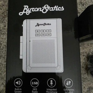 Byron Statics Cassette Player Recorder USB MP3 Radio mit Kopfhörer Neu - Bild 1 von 8