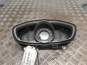 VOLVO V40 D2 SPEEDO CLOCKS AND REV COUNTER 36010387 2012-2016 - Picture 1 of 16