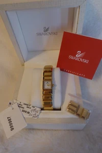 Swarovski gold tone ladies bracelet watch in box w/ original tags - Foto 1 di 14