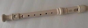 Yamaha YRS24B Soprano Recorder New Without Box - Picture 1 of 5