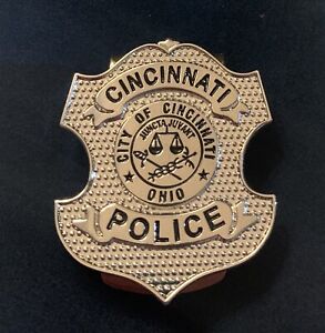 Cincinnati Police Ohio CPD Miniature Badge Money Clip NEW