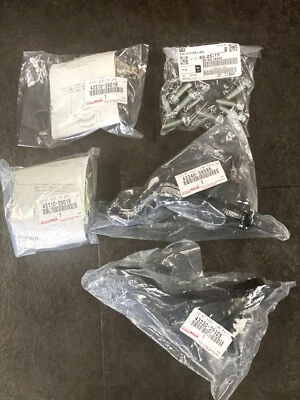 Genuine Toyota Bolts, Upper & Lower Ball Joint Kit FOR 2004-2006 Sequoia, Tundra - Image 1 of 4
