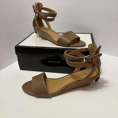 Women’s Size 6.5 Nine West Beige Villain Wedge Sandal  Shoes - Image 1 of 4