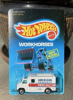 Ambulancia Workhorses 1988 Hot Wheels - sin perforar - protector Foto 1 de 4