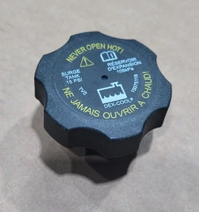 NEW GENUINE GM ACDelco Radiator Coolant Surge Tank Cap 15075118 RC98   15psi - Picture 1 of 3