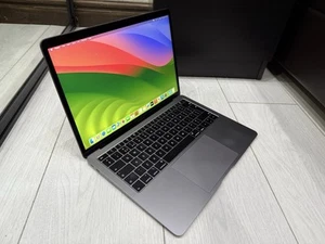 Apple MacBook Air Retina 13.3" 2019 512GB SSD 16GB Ram 1.6GHz Core i5 Space Grey - Picture 1 of 17