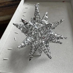 Ornamento a forma di Sputnik - glitter argento con gancio 5" usato in ottime condizioni - Foto 1 di 4