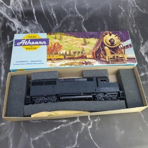 Athearn HO Scale 34 Undecorated U-30-C Diesel Dummy Locomotive New Condition - Picture 1 of 4