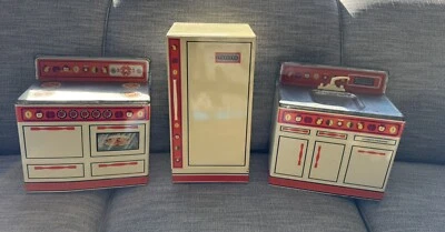 Wolverine Toys MCM Kitchen Play Set Refrigerator Stove Sink 1950s - Sold In Each - Image 1 of 4