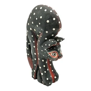 Handgeschnitzte Holz Halloween schwarz gepunktet Katze Figur gewölbter Rücken - Bild 1 von 8