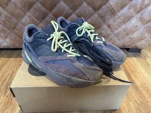 Adidas Yeezy 700 Malva UK9.5 Kanye West