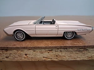Franklin Mint 1962 Pink Ford Thunderbird  Die Cast 1:43 Scale Excellent Cond. - Picture 1 of 8
