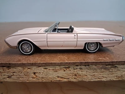 Franklin Mint 1962 Pink Ford Thunderbird  Die Cast 1:43 Scale Excellent Cond. - Image 1 of 4