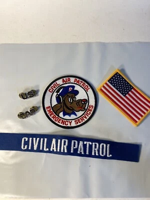 Juego de parches y prendedores vintage de la Patrulla Aérea Civil Foto 1 de 4