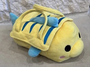 TT) Disney Parks Die kleine Meerjungfrau Plüsch Flunder Tsum Tsum Beuteltasche Tasche Handtasche - Bild 1 von 9