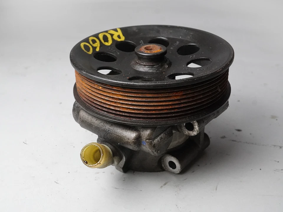 Conjunto de polea bomba portaequipajes diésel Ford F550 Super Duty 2011-2016 6,7 fabricante original Foto 1 de 4