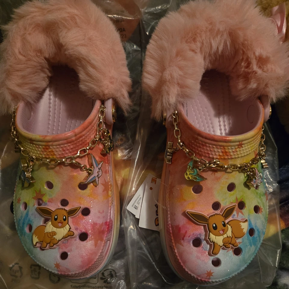 NUEVO Zueco Plataforma Clásico Pokémon X Crocs EEVEE Evoluciones Prismáticas MUJER 5 Foto 1 de 4