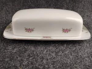 Vintage Mikasa Valentine Covered Butter Dish Japan White w Pink Floral - Picture 1 of 7