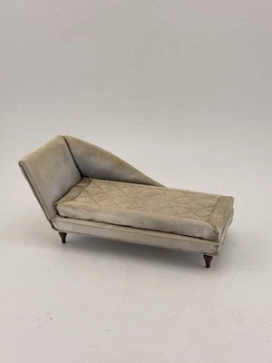 复古 Ideal Petite Princess 娃娃屋家具 Boudior Chaise Longue 褪色迷你 — 第 1/4 张图片