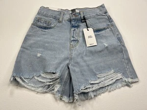 Forever 21 Mom Shorts Womens 24 Light Wash Distressed Blue Jean Denim Boho - Picture 1 of 10
