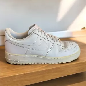 Nike Air Force 1 Hombres Talla 9.5 Bajo '07 Triple Blanco AF1 Zapatos Tenis 315122-111 - Imagen 1 de 12