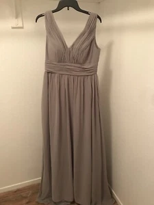 Formal Dress - Chaney - Picture 1 of 3