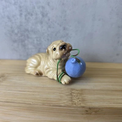 Perro retirado Hagen Renaker Shar Pei con globo Foto 1 de 4