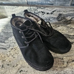 Bota UGG Australia Neumel Chukka para hombre, talla 10 - negra - Imagen 1 de 5