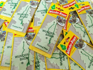WUNDER-BAUM FROSTED PINE Scent Car Air Freshener Hanging Little Trees NEW - Picture 1 of 4