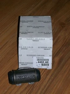 PEUGEOT 306 CITROEN ZX XSARA BRAKE CYLINDER REAR LEFT NEW GENUINE 4402A0 - Picture 1 of 1