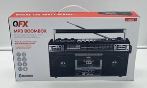 New Open Box QFX MP3 Boombox J-220BT Retro AM/FM Radio Cassette Converter - Picture 1 of 4