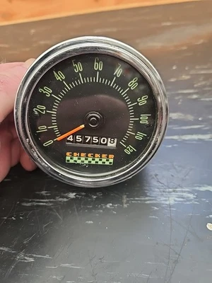 Velocímetro de colección 63-70 Checker Taxi Cab 3 3/8" - Stewart Warner Foto 1 de 4