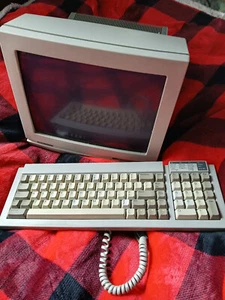 Wyse WY-30 Amber Monochrome 12.5" AIO Terminal Monitor w/ Keyboard TURNS ON! - Picture 1 of 18