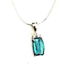 Sterling Silver Necklace Beautiful Ocean Blue Color Cubic Zirconia Stone Pendant - Imagen 1 de 6