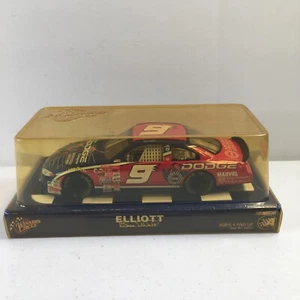2002 Winners Circle 1:24 Bill Elliott #9 Spider-man Dodge Intrepid NIP - Picture 1 of 8